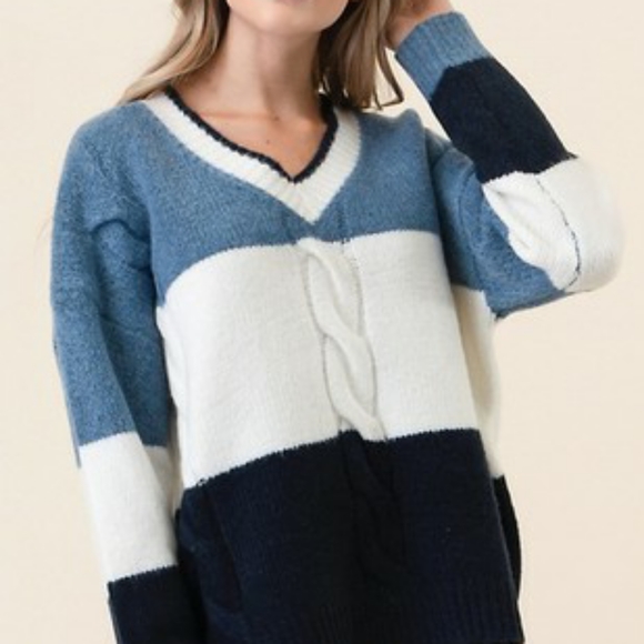 Color Block Cable Knit Oversized Varsity Sweater - Picture 4 of 6